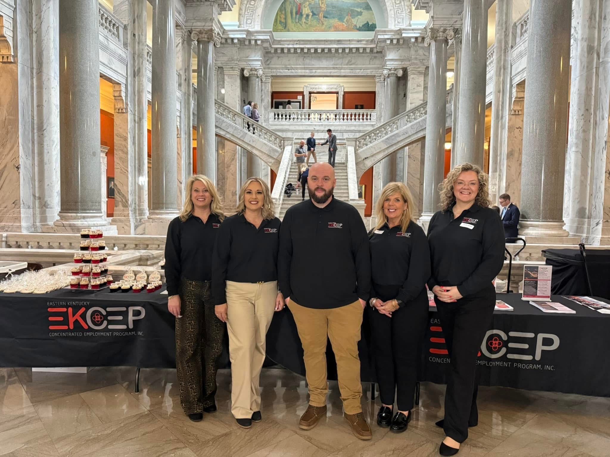EKCEP Connects with Kentucky Legislators at State Capitol
